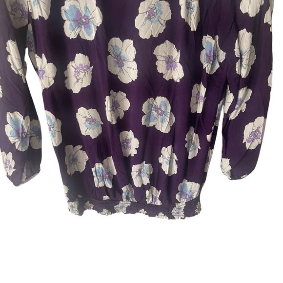 Old Navy Women's Size Medium Purple Hibiscus Floral 3/4 Sleeve Top - Picture 3 of 8